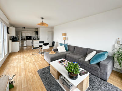 Appartement - 97 m² - 5 pièces