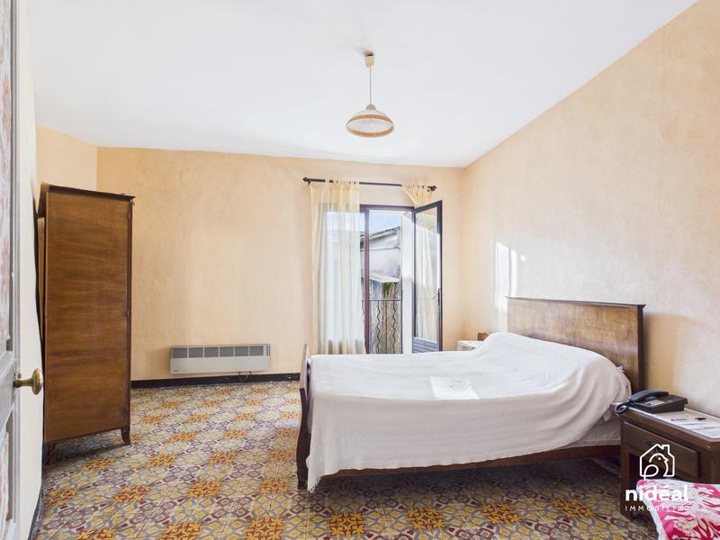 Maison - 280 m² - 7 pièces