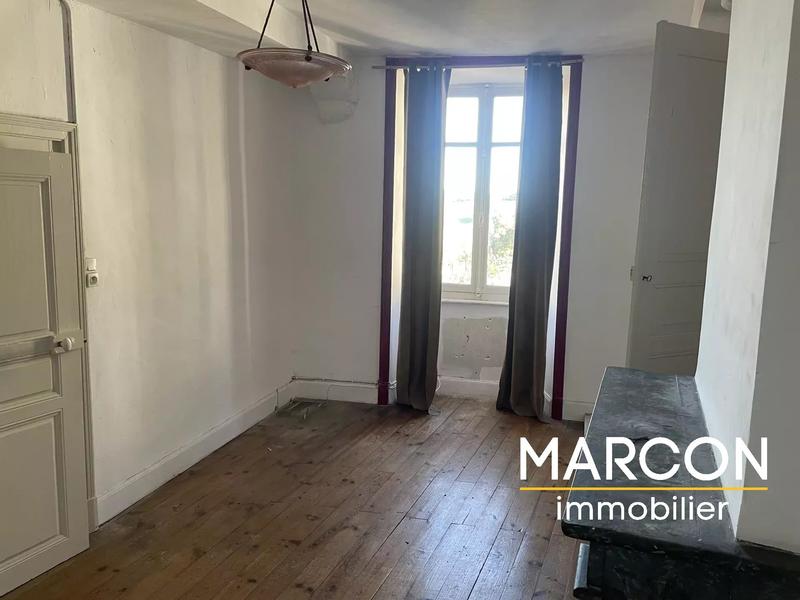 Maison - 187 m² - 6 pièces