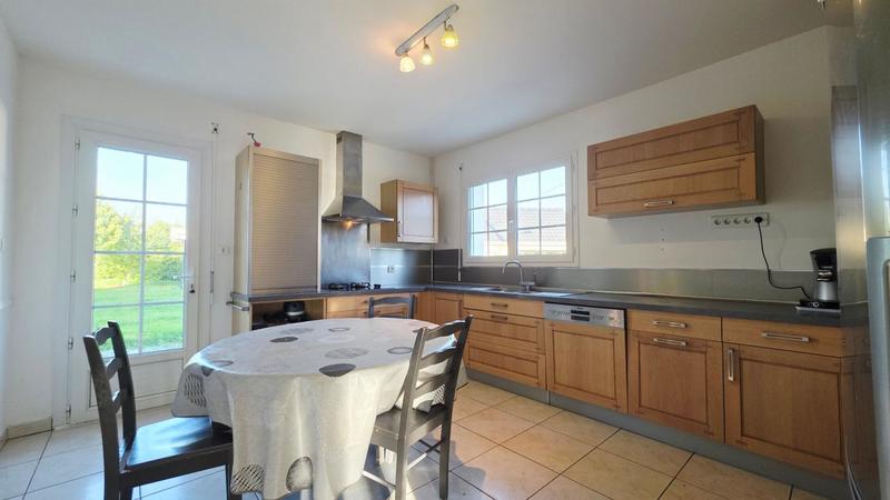 Maison - 165 m² - 6 pièces