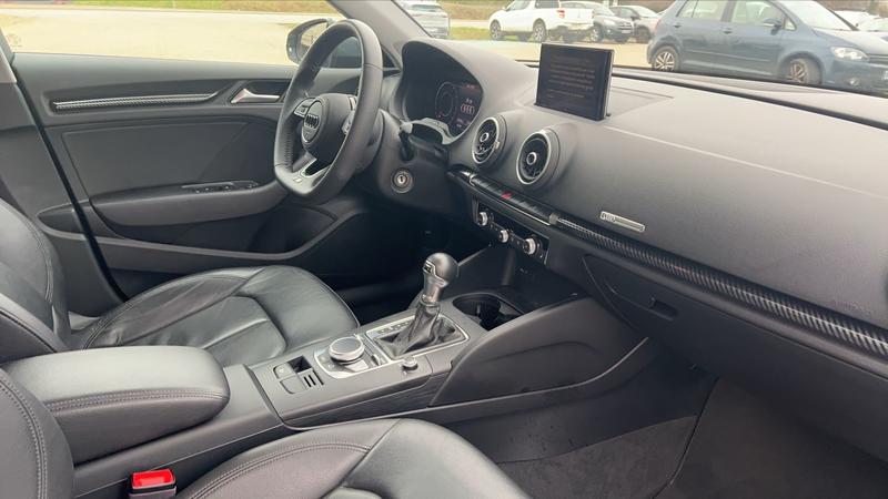 Audi A3 sportback III 1.5 Tfsi 150 s-Tronic7 s-Line - Automatique