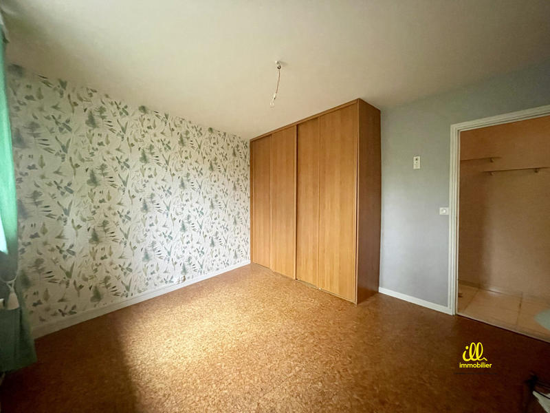 Maison - 212 m² - 7 pièces