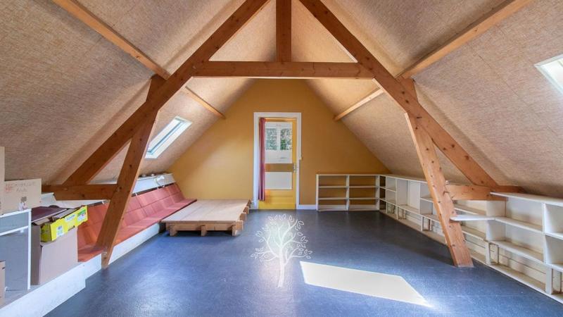 Maison - 180 m² - 6 pièces