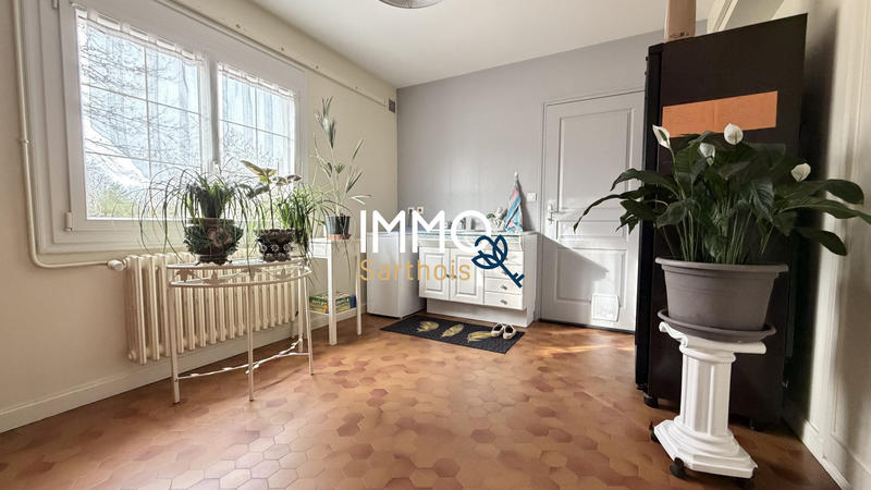 Maison - 184 m² - 6 pièces