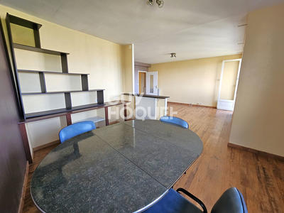 Appartement - 84 m² - 4 pièces