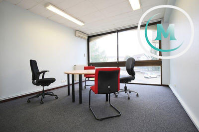 Bureau - 670 m² - 21 pièces