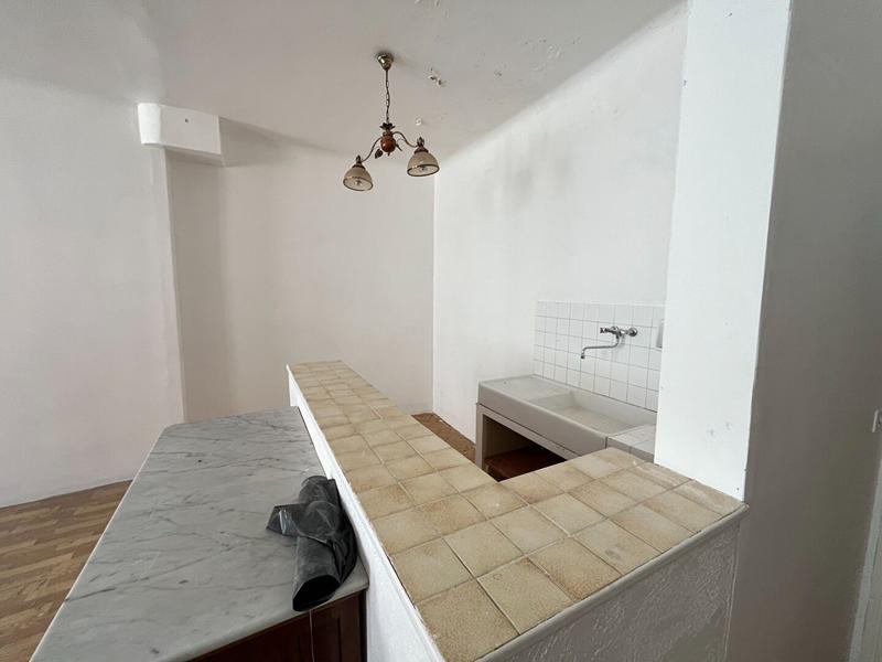 Immeuble - 165 m² - 8 pièces