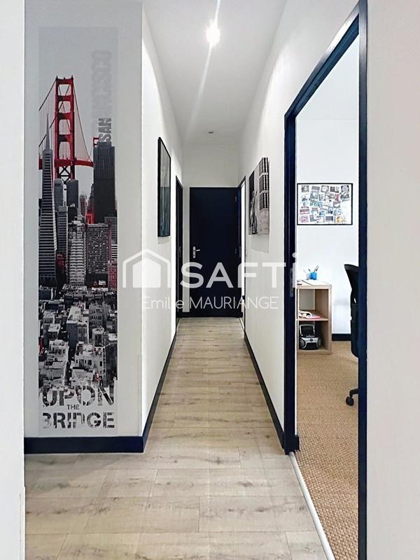 Local commercial - 83 m² - 9 pièces