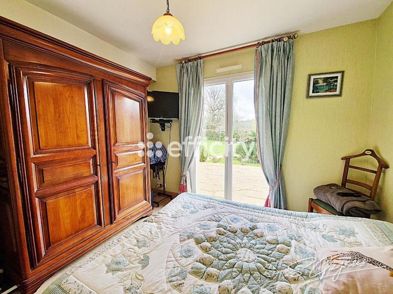 Pavillon - 165 m² - 6 pièces