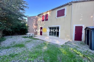 Maison traditionnelle - 92 m² - 4 pièces