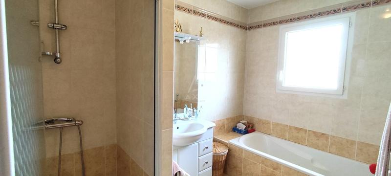 Maison - 127 m² - 5 pièces