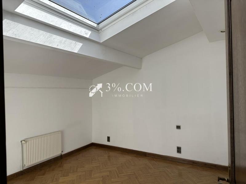 Maison - 639 m² - 12 pièces