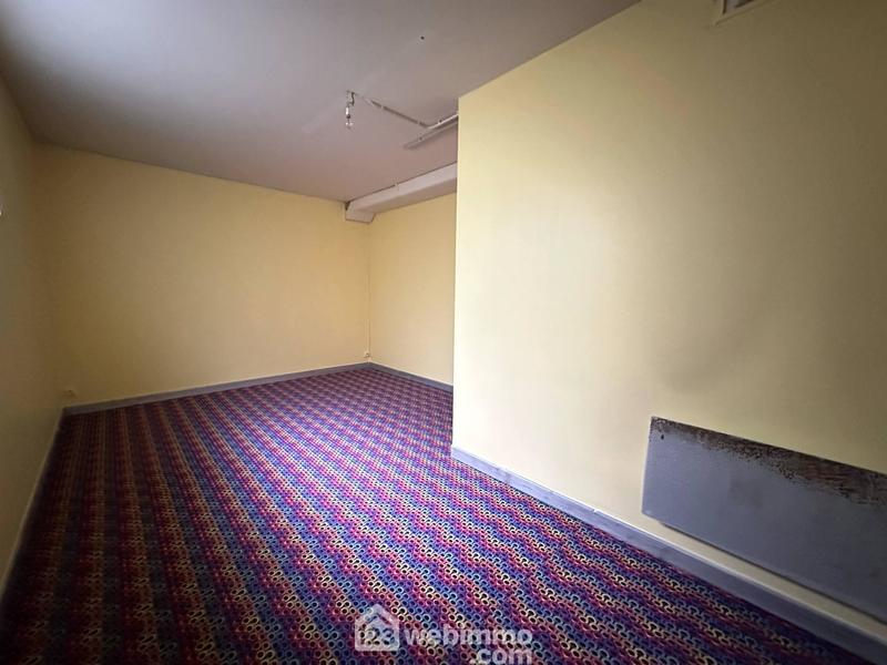 Bureau - 132 m² - 7 pièces