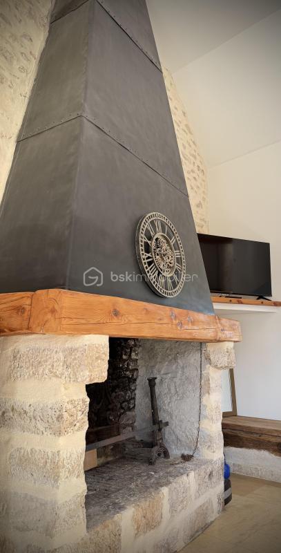 Propriété - 182 m² - 9 pièces