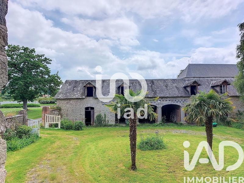 Maison - 342 m² - 8 pièces