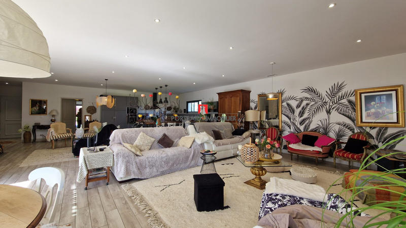 Maison contemporaine - 200 m² - 6 pièces