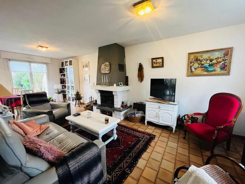 Maison - 103 m² - 6 pièces