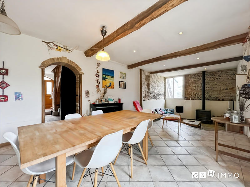 Maison ancienne - 195 m² - 5 pièces