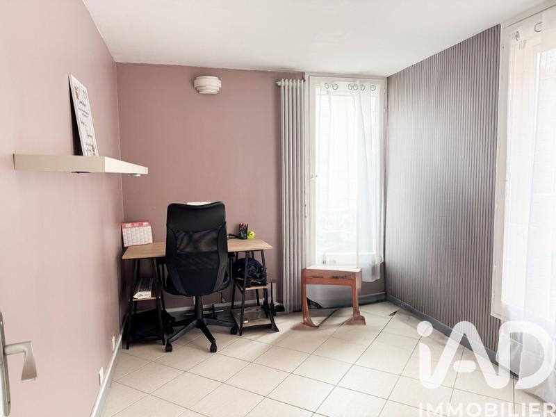 Appartement - 93 m² - 5 pièces