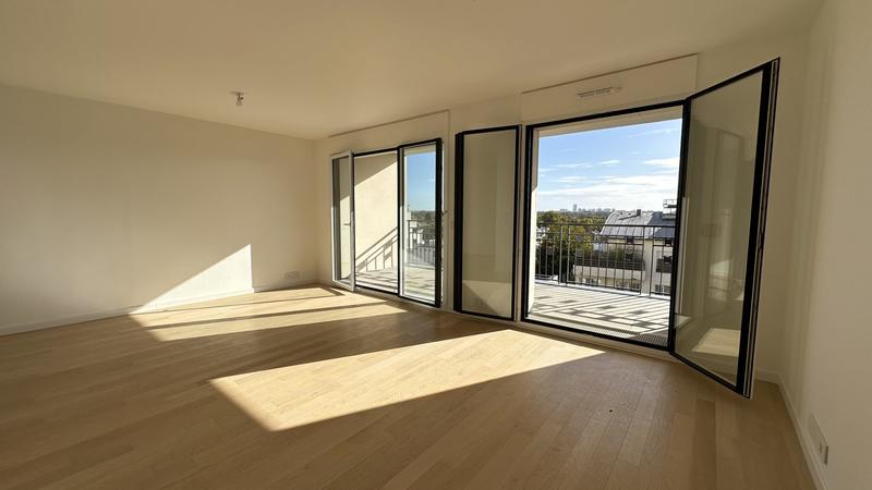 Appartement - 90 m² - 4 pièces
