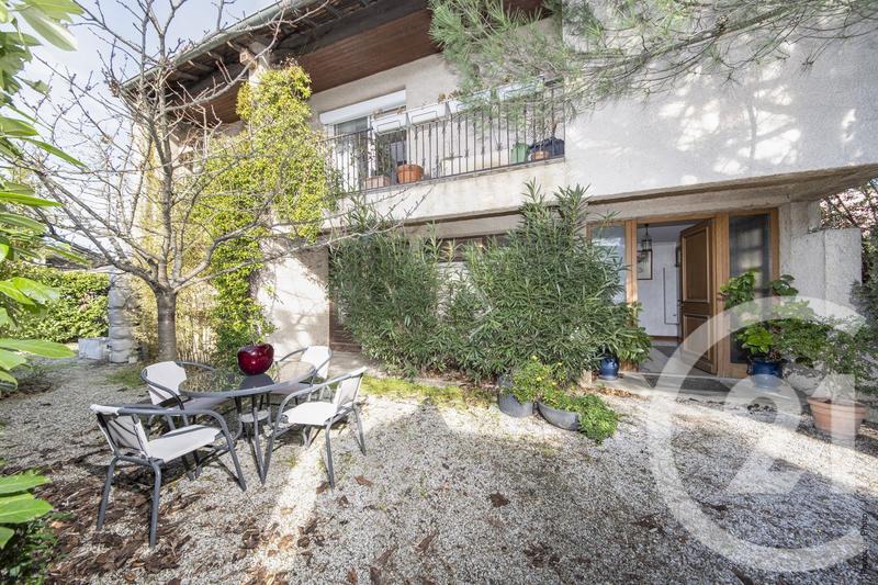 Maison - 192 m² - 7 pièces