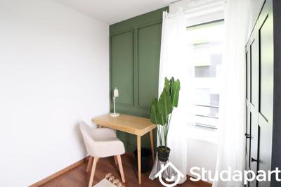 Chambre - 10 m² - 1 pièce