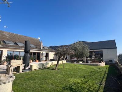 Maison - 388 m² - 11 pièces