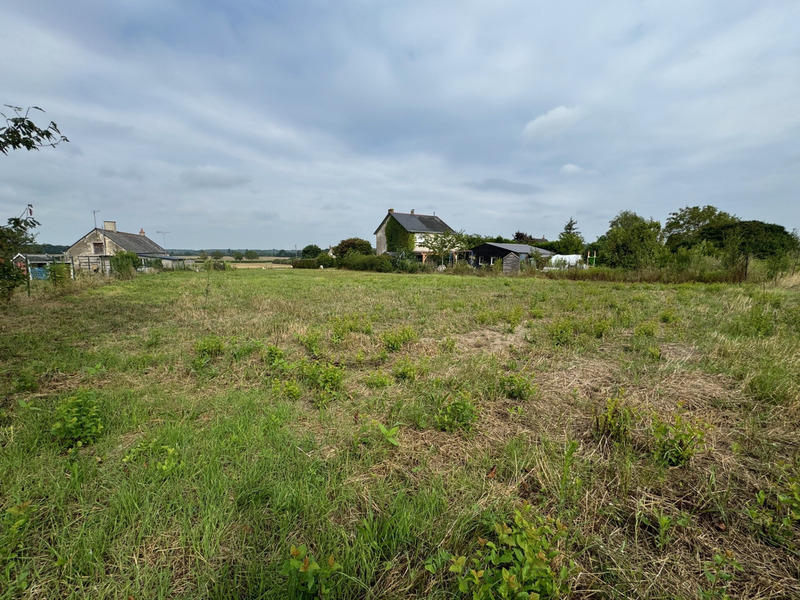 Terrain constructible - 1 970 m²