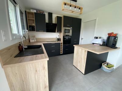 Maison - 88 m² - 4 pièces