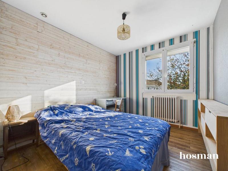 Maison - 144 m² - 8 pièces