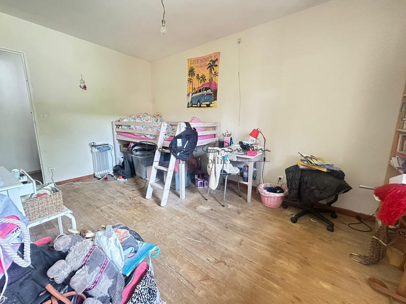 Maison - 176 m² - 8 pièces