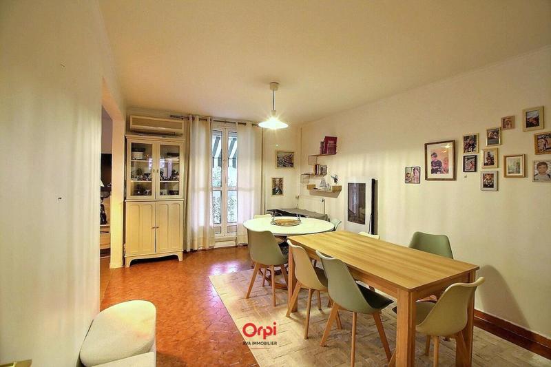 Appartement - 73 m² - 4 pièces