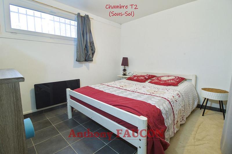 Maison - 102 m² - 6 pièces