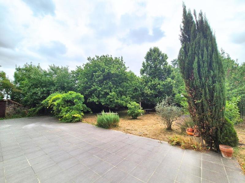 Maison de ville - 252 m² - 8 pièces