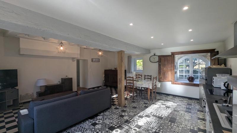 Maison - 147 m² - 6 pièces