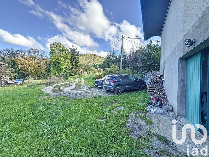 Maison - 163 m² - 9 pièces