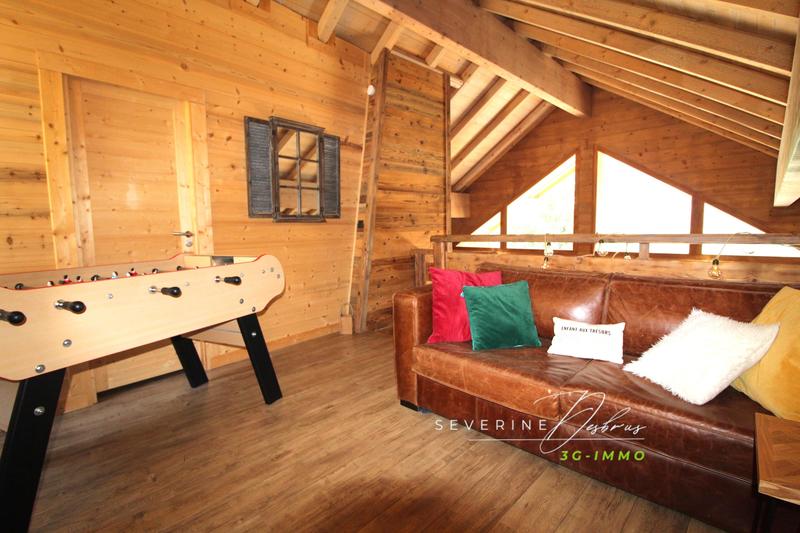 Châlet - 314 m² - 11 pièces