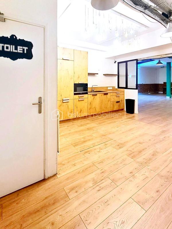 Bureau - 243 m² - 4 pièces