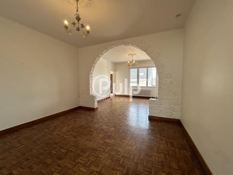 Appartement - 110 m² - 4 pièces