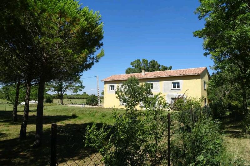 Maison - 150 m² - 1 pièce