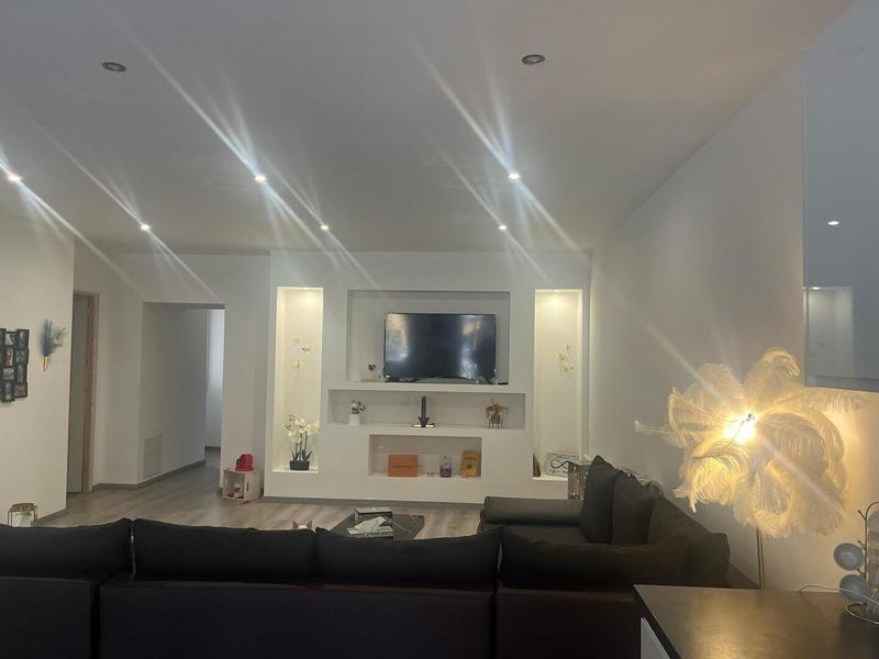 Appartement - 95 m² - 4 pièces