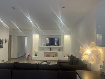 Appartement - 95 m² - 4 pièces