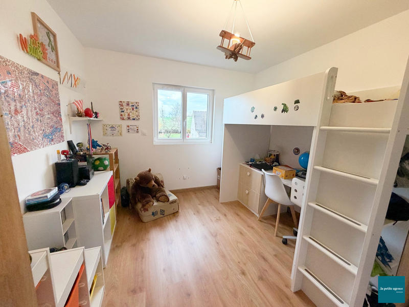 Maison - 101 m² - 6 pièces