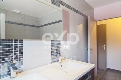 Maison - 97 m² - 5 pièces