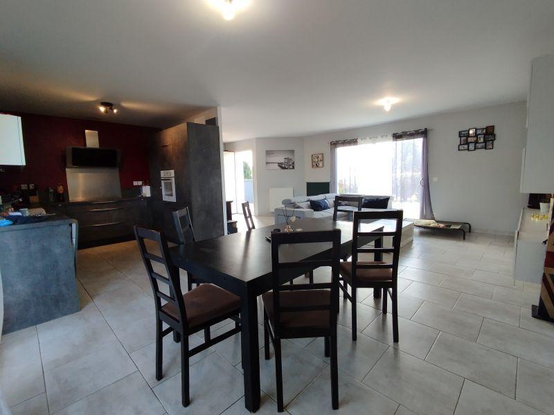 Maison contemporaine - 98 m² - 4 pièces