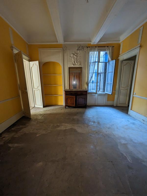 Appartement - 220 m² - 6 pièces