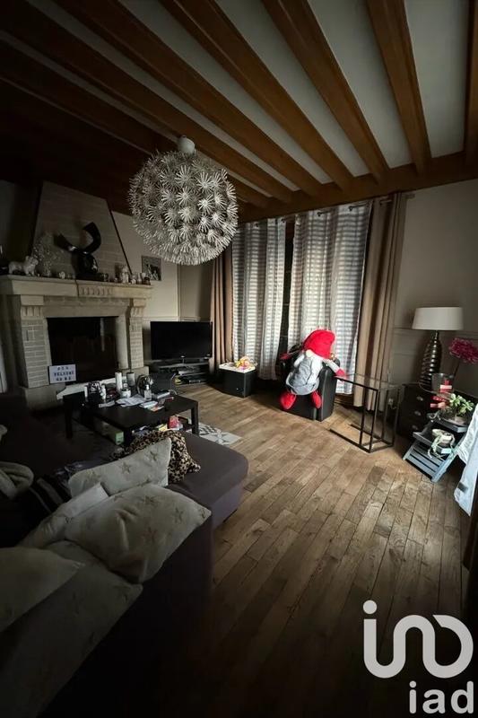 Maison - 220 m² - 11 pièces