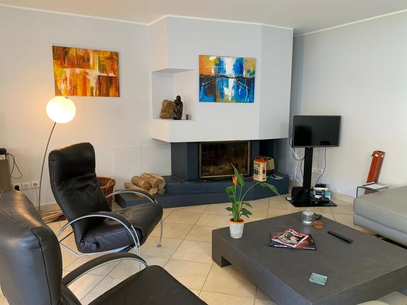 Maison - 245 m² - 8 pièces