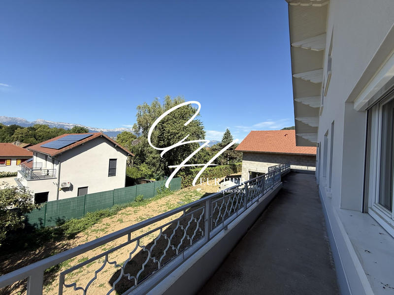 Appartement - 130 m² - 5 pièces