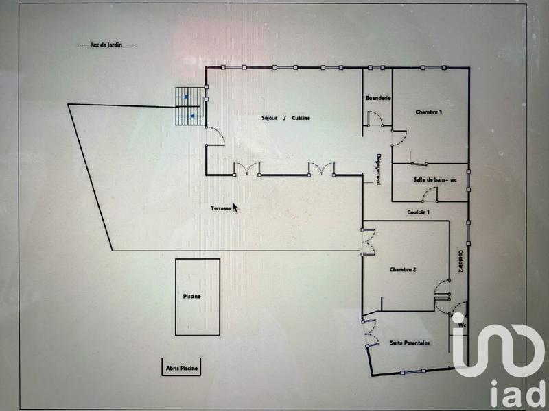 Maison - 138 m² - 4 pièces